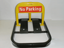 automatic parking barrier with rechargeable battery